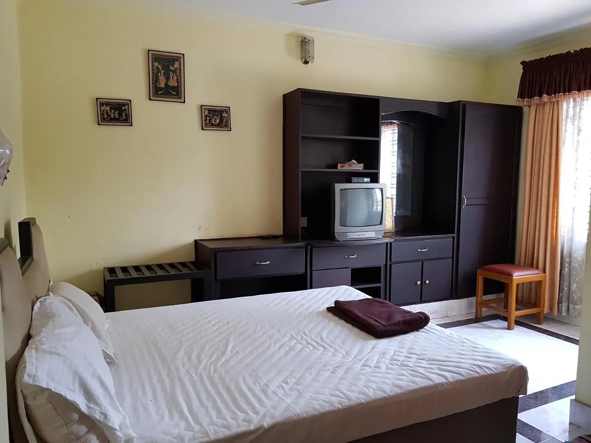 Hotel Saradhy Chengannur 2*,  India